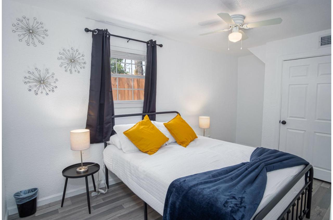 Charming 4Br2Ba Only 5 Mins Downtown Riverwalk San Antonio Buitenkant foto